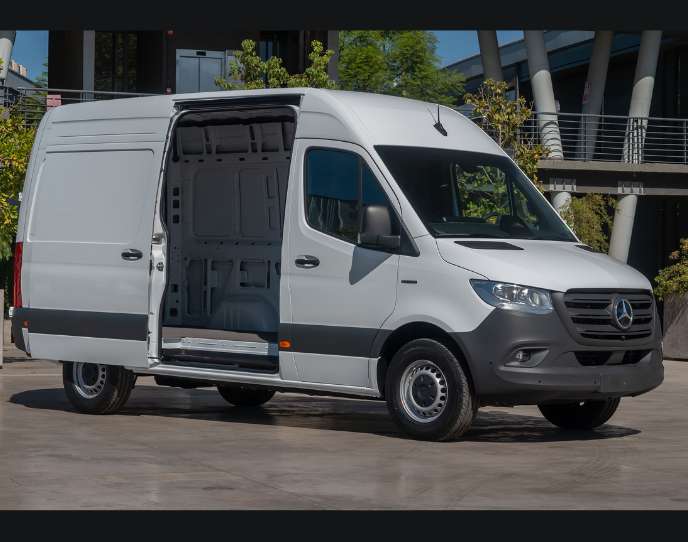 Mercedes-Benz eSprinter es elegido Vehículo Comercial del Año 2026